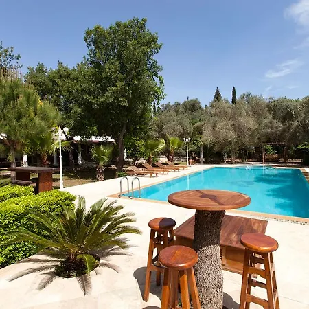 Evoteli Group Muhafazakar Oezel Havuzlu Villa Ekrem 1 Villa Bodrum
