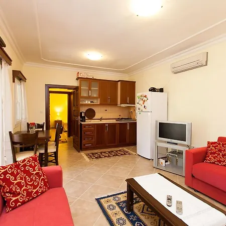 Villa Evoteli Group Muhafazakar Oezel Havuzlu Villa Ekrem 1 Bodrum