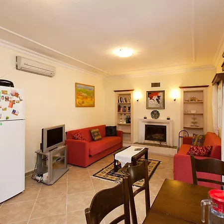 Villa Evoteli Group Muhafazakar Oezel Havuzlu Villa Ekrem 1 Bodrum